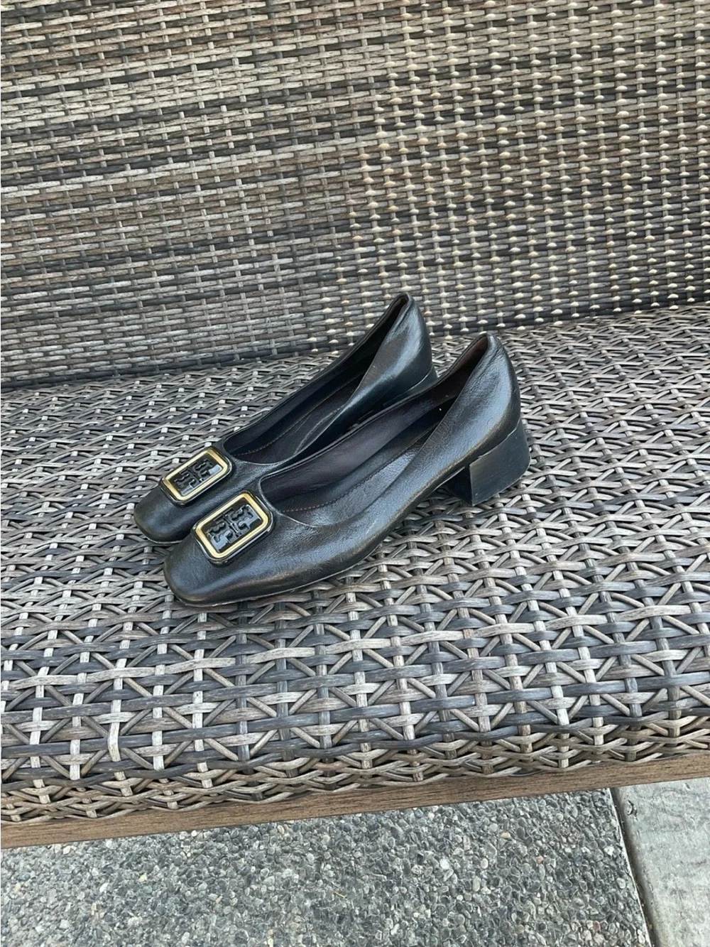 Tory Burch Black Leather shoes